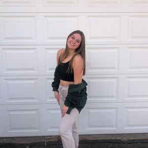 Meet your Posher, Danielle